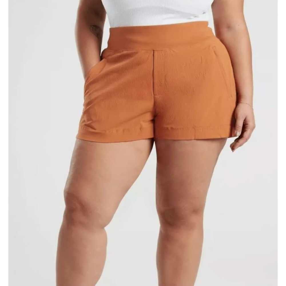 Athleta Women's Trekkie North Shorts in Cattail Brown Size 24/46W/3XL‎
